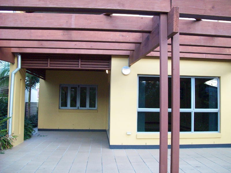 Sandstone Point QLD 4511