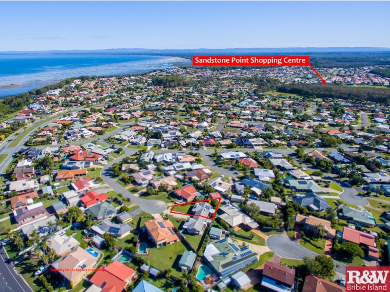1/11 Eltham Place, Sandstone Point QLD 4511