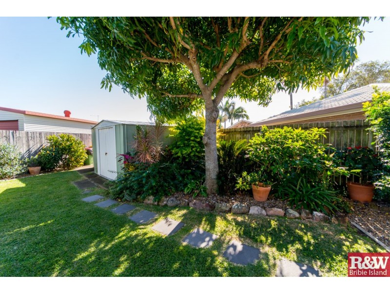 1/11 Eltham Place, Sandstone Point QLD 4511