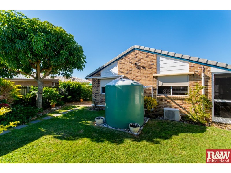 1/11 Eltham Place, Sandstone Point QLD 4511