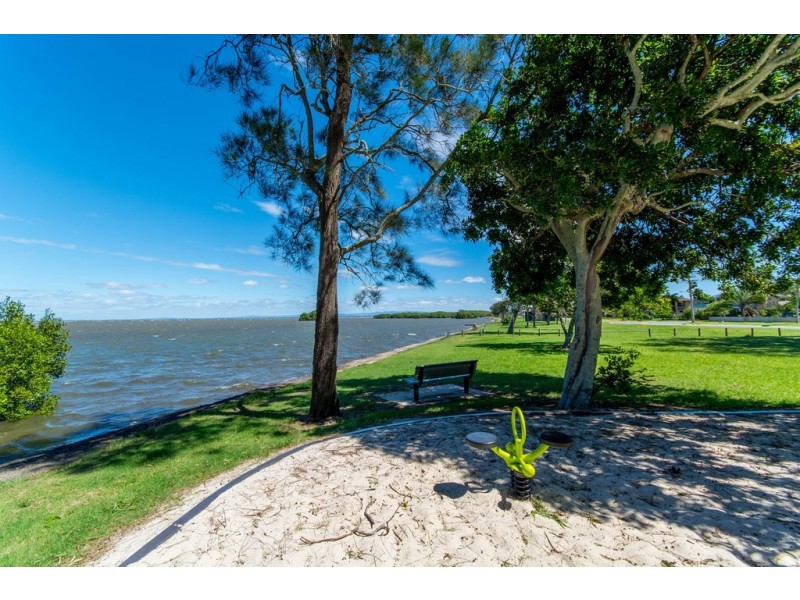 79 Esplanade, Godwin Beach QLD 4511