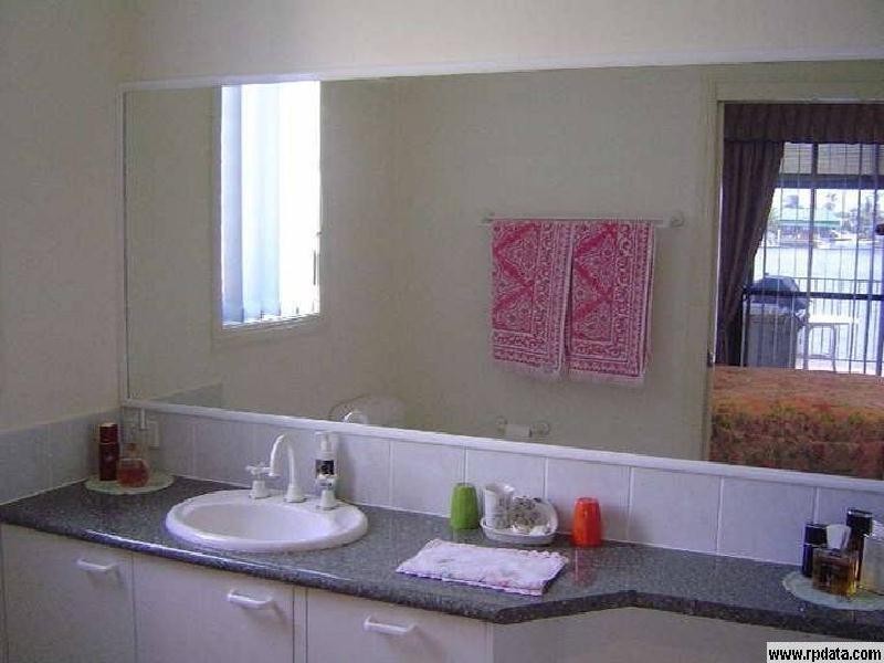 2-23 Bass Court, Banksia Beach QLD 4507