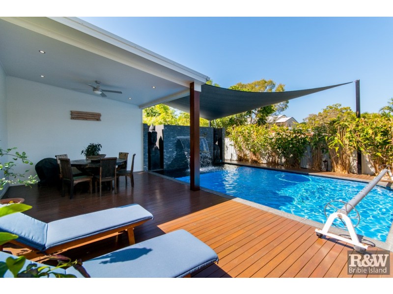15 Bracken Street, Woorim QLD 4507
