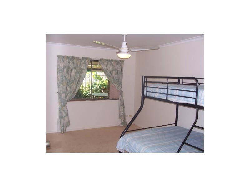 15 Eagle Court, Bribie Island QLD 4507