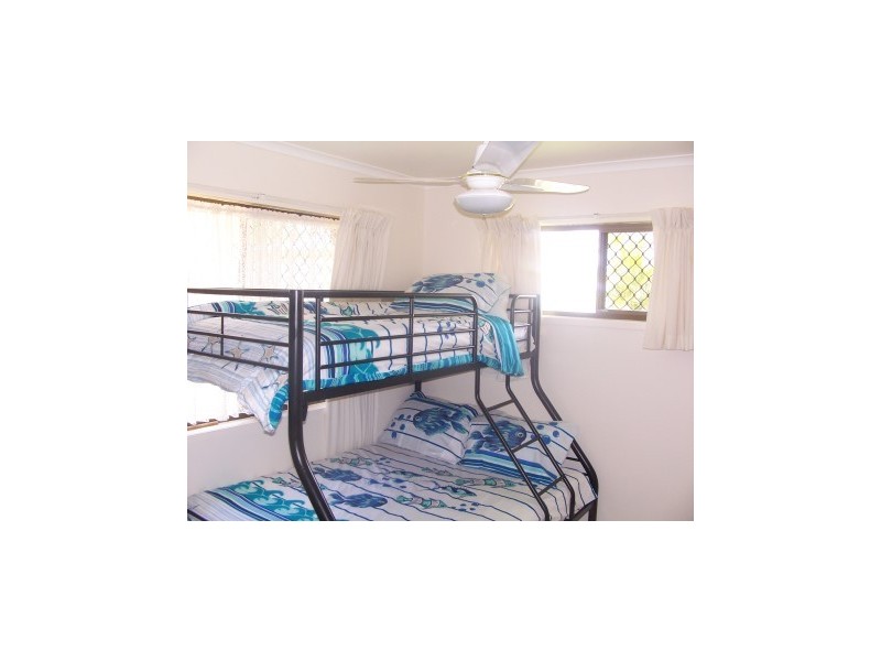 15 Eagle Court, Bribie Island QLD 4507