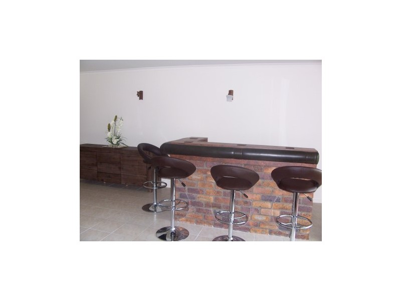 15 Eagle Court, Bribie Island QLD 4507