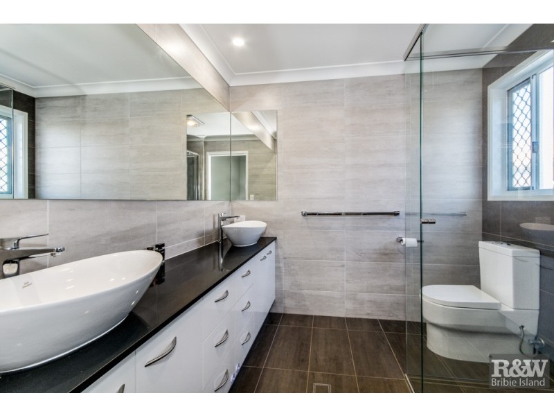 14 Honeymyrtle Street, Banksia Beach QLD 4507