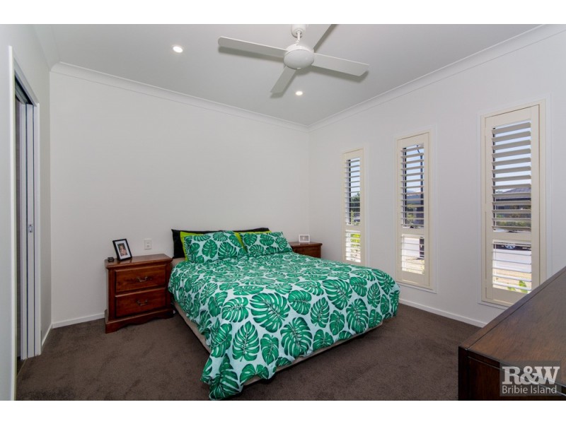 14 Honeymyrtle Street, Banksia Beach QLD 4507