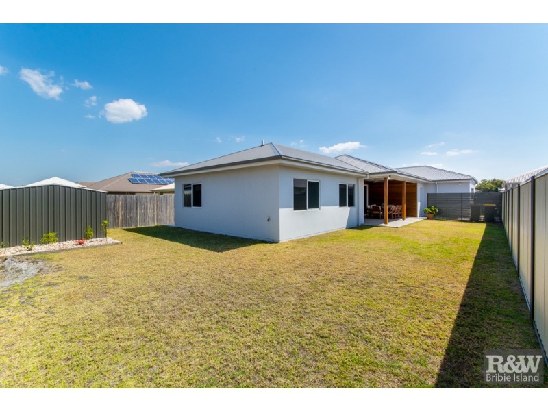 14 Honeymyrtle Street, Banksia Beach QLD 4507