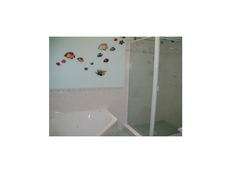 2-63 Phoenix Avenue, Bribie Island QLD 4507