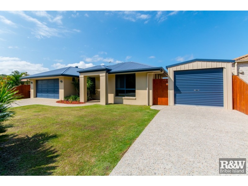 51 Corrimal Place, Sandstone Point QLD 4511