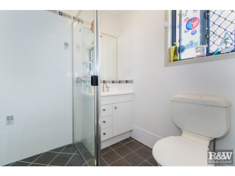51 Corrimal Place, Sandstone Point QLD 4511