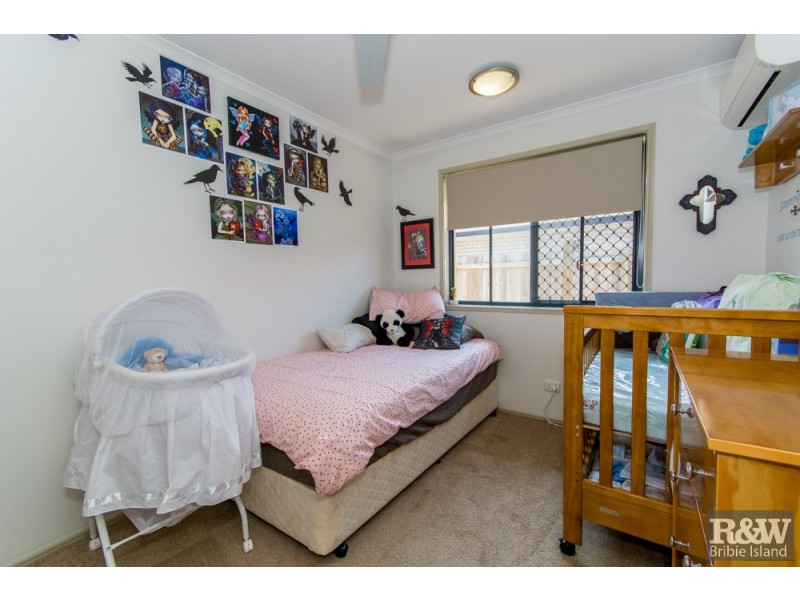 51 Corrimal Place, Sandstone Point QLD 4511