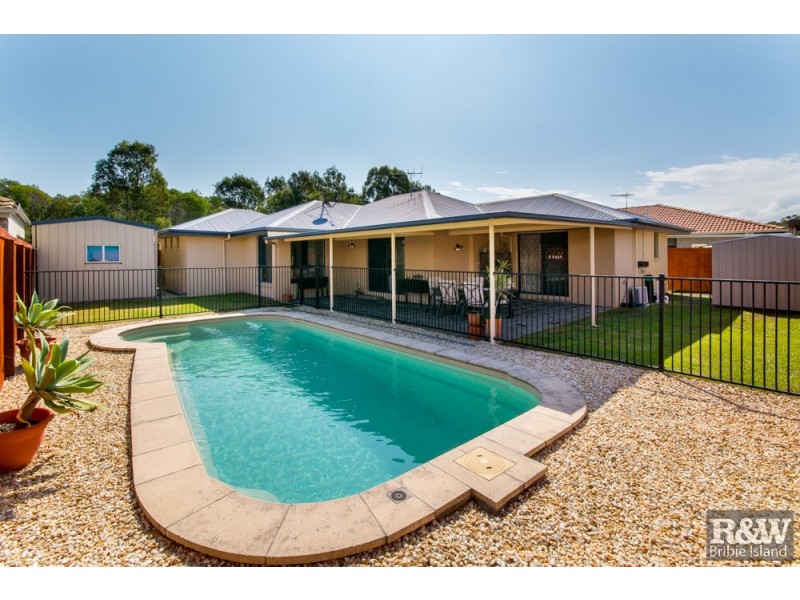51 Corrimal Place, Sandstone Point QLD 4511