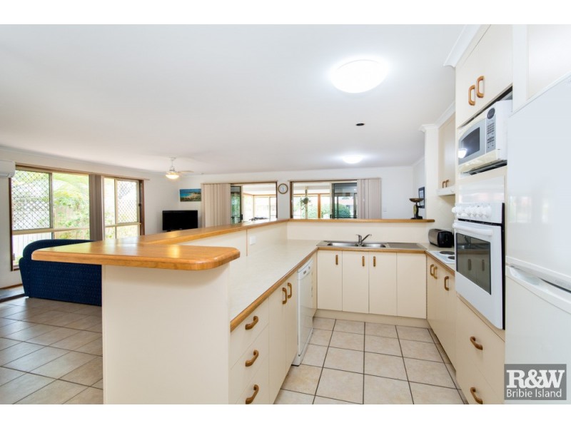 2/10 Tradewinds Drive, Banksia Beach QLD 4507