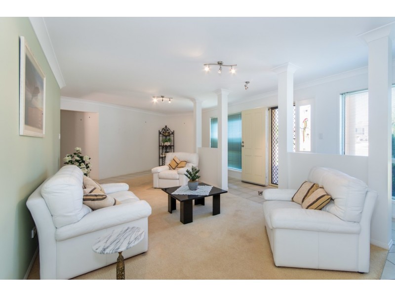 61 Headsail Drive, Banksia Beach QLD 4507