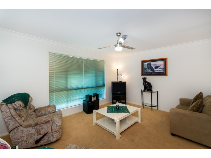 61 Headsail Drive, Banksia Beach QLD 4507