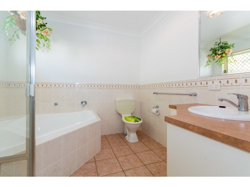 61 Headsail Drive, Banksia Beach QLD 4507