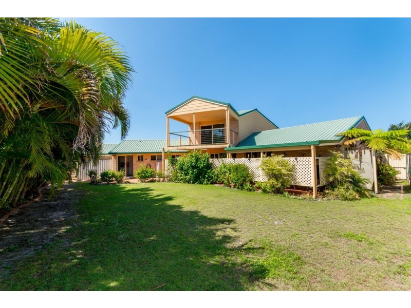 61 Headsail Drive, Banksia Beach QLD 4507