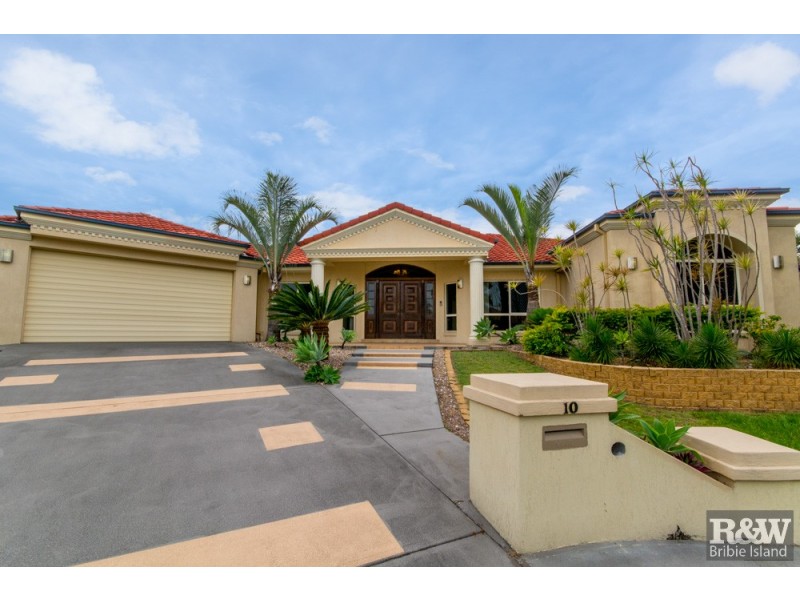 10 Genoa Place, Banksia Beach QLD 4507