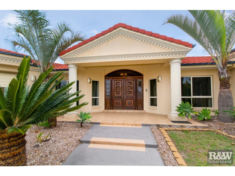 10 Genoa Place, Banksia Beach QLD 4507