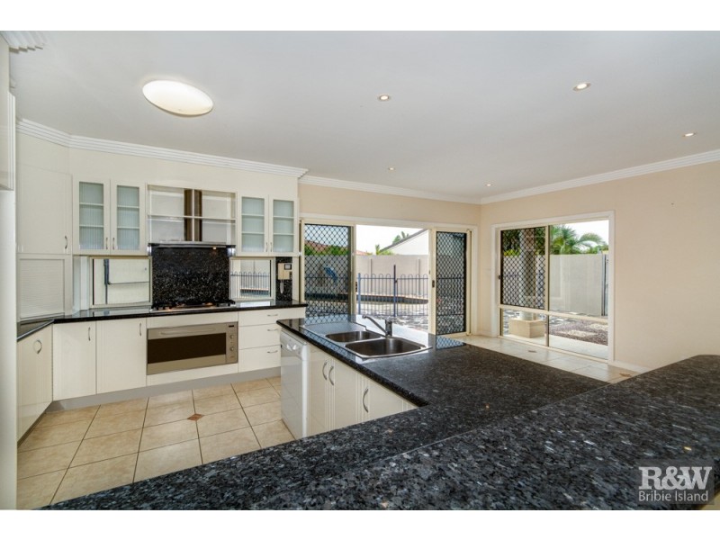 10 Genoa Place, Banksia Beach QLD 4507
