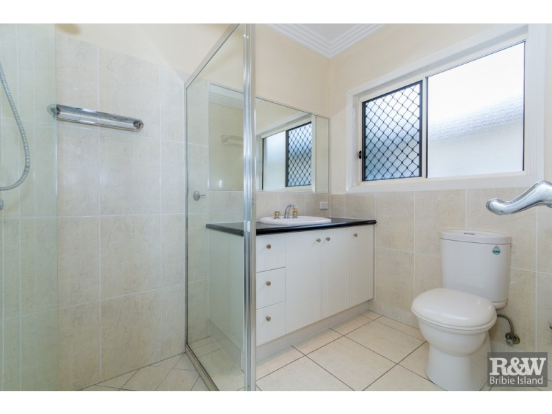 10 Genoa Place, Banksia Beach QLD 4507