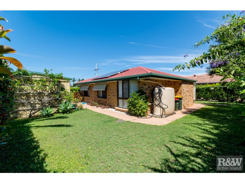 14 Yorkshire Drive, Banksia Beach QLD 4507