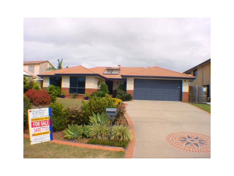 35 Bowsprit Crescent, Banksia Beach QLD 4507