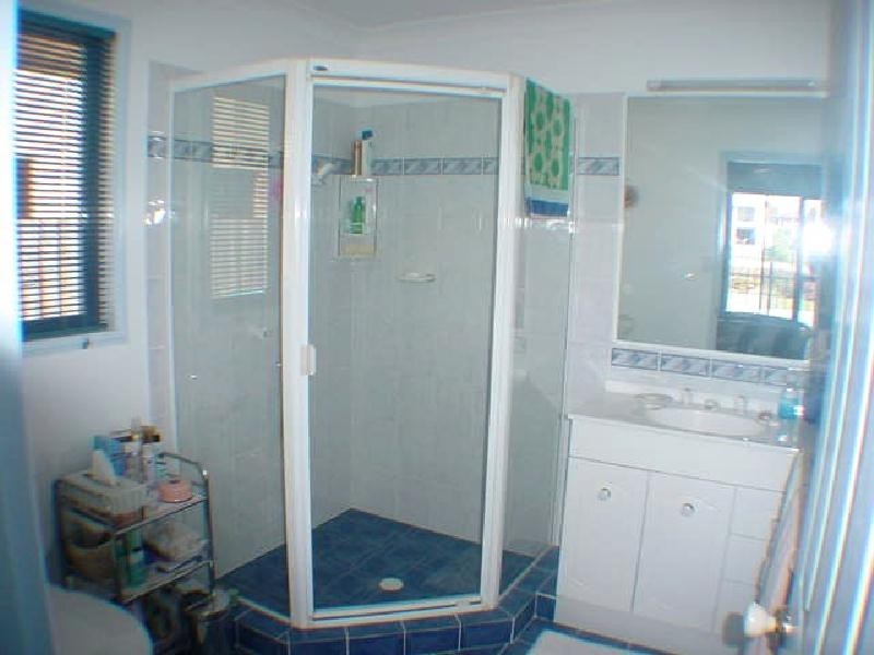 35 Bowsprit Crescent, Banksia Beach QLD 4507