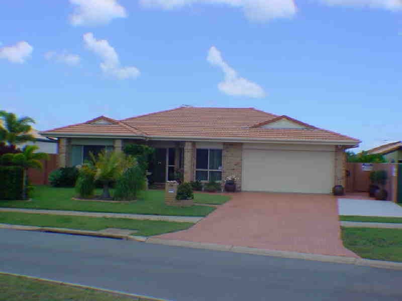 218 Endeavour Drive, Banksia Beach QLD 4507