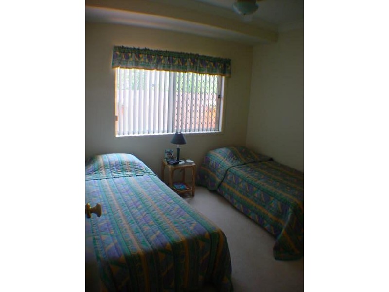 218 Endeavour Drive, Banksia Beach QLD 4507