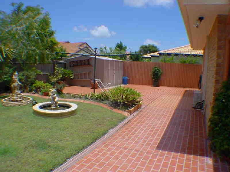 218 Endeavour Drive, Banksia Beach QLD 4507