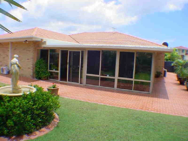 218 Endeavour Drive, Banksia Beach QLD 4507