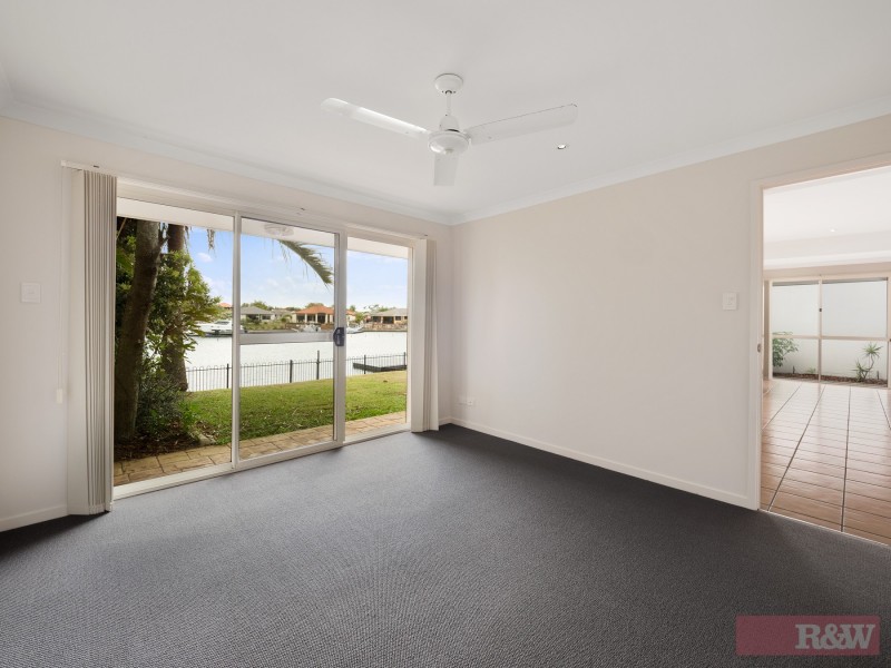 39 Dugong Crescent, Banksia Beach QLD 4507