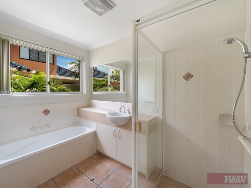 39 Dugong Crescent, Banksia Beach QLD 4507
