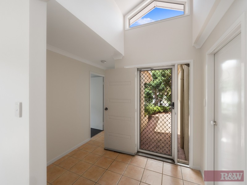 39 Dugong Crescent, Banksia Beach QLD 4507