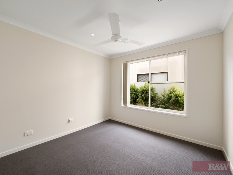 39 Dugong Crescent, Banksia Beach QLD 4507