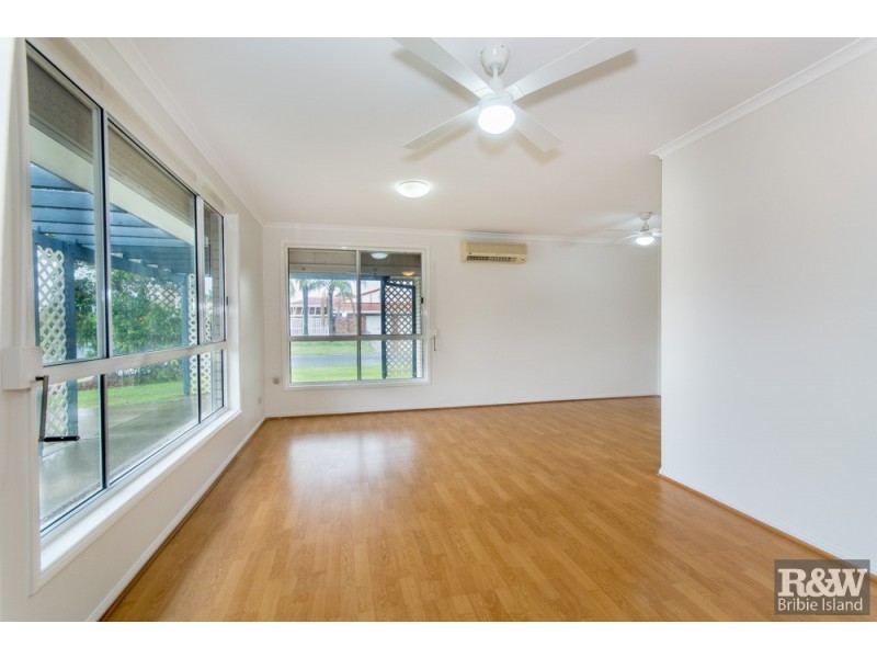 7 White Patch Esp, Banksia Beach QLD 4507
