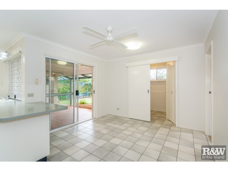 7 White Patch Esp, Banksia Beach QLD 4507