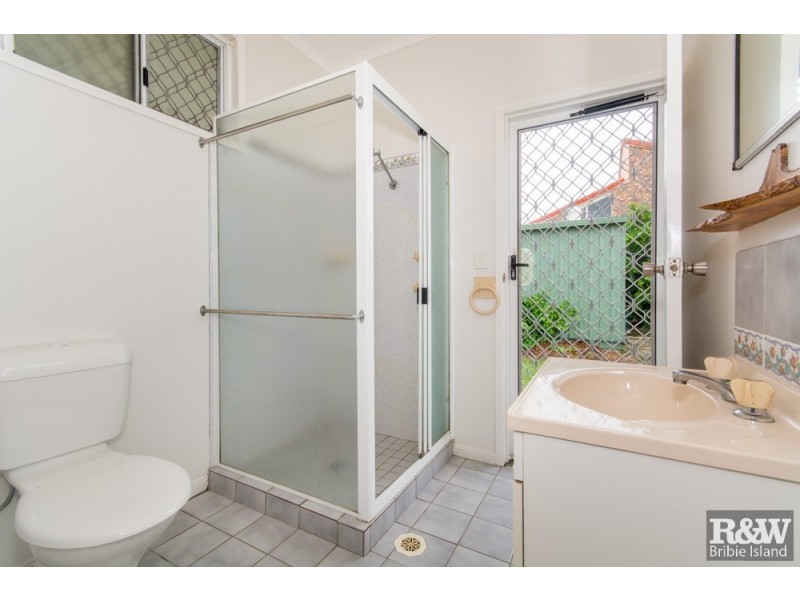 7 White Patch Esp, Banksia Beach QLD 4507