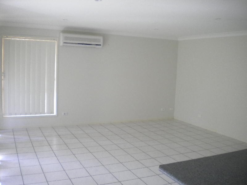Sandstone Point QLD 4511