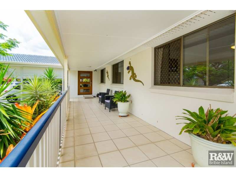 18 Dolphin Drive, Bongaree QLD 4507