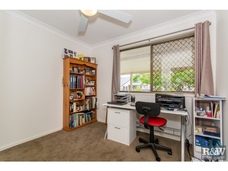 18 Dolphin Drive, Bongaree QLD 4507