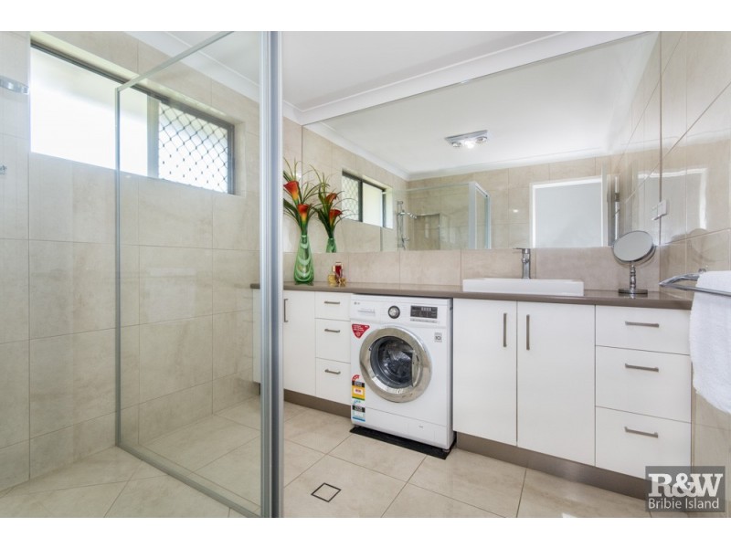 18 Dolphin Drive, Bongaree QLD 4507