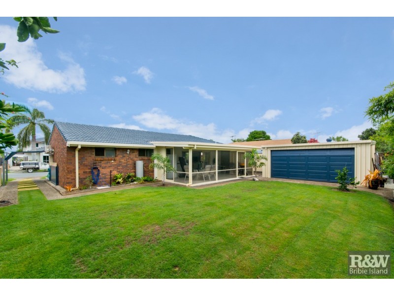 18 Dolphin Drive, Bongaree QLD 4507