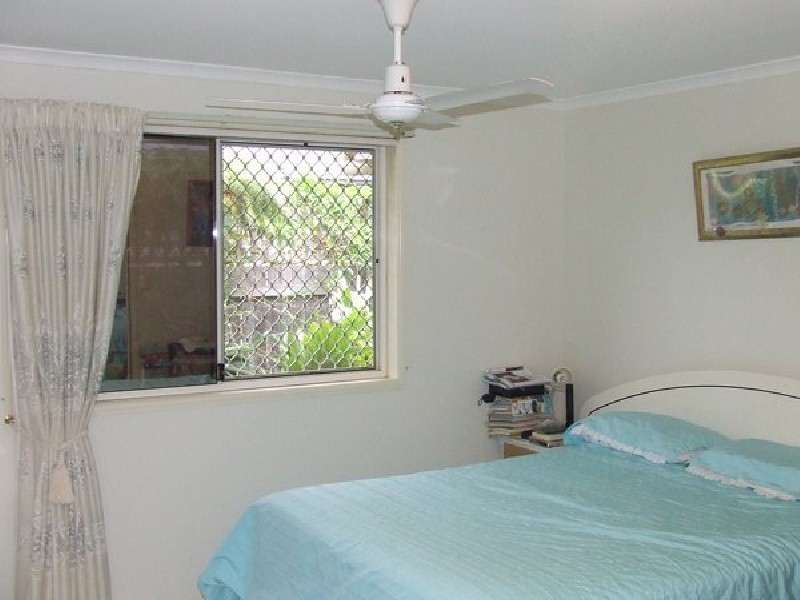 3 Peerless Way, Sandstone Point QLD 4511