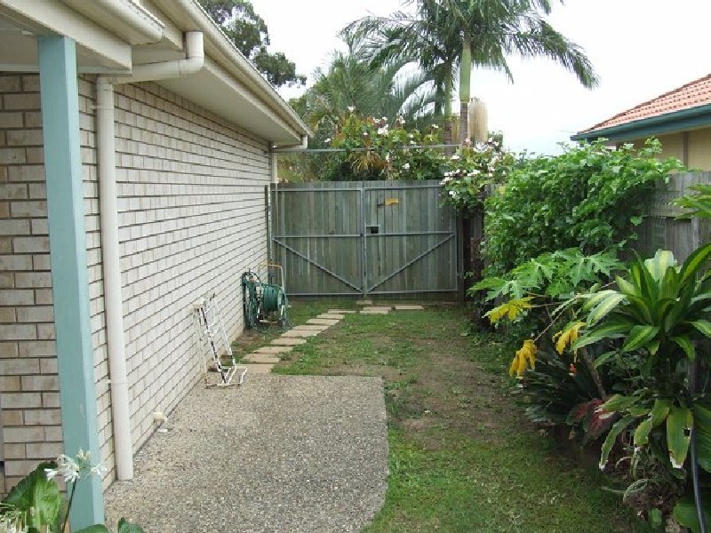 3 Peerless Way, Sandstone Point QLD 4511