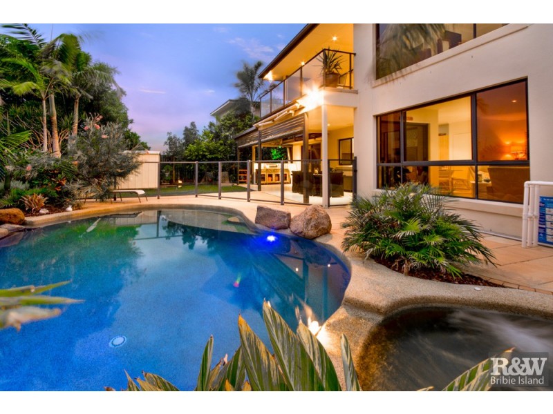 43 Marina Blvd, Banksia Beach QLD 4507