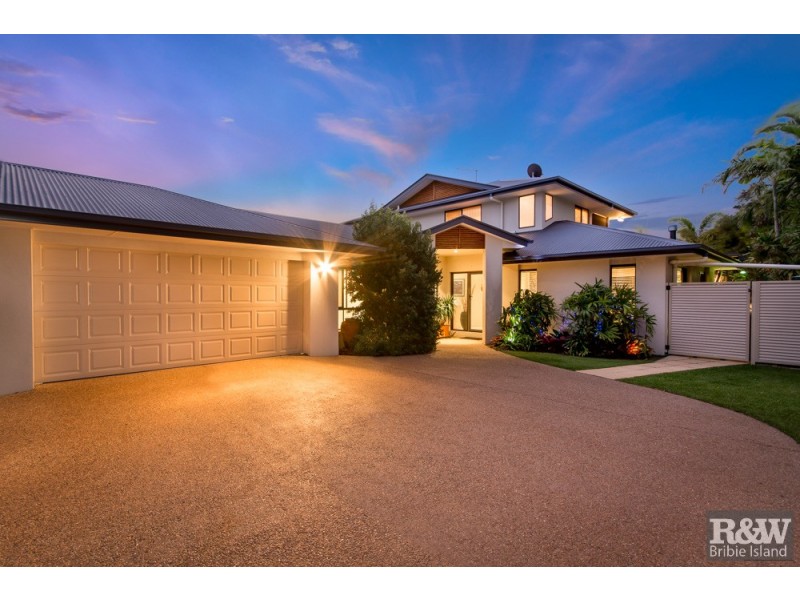 43 Marina Blvd, Banksia Beach QLD 4507